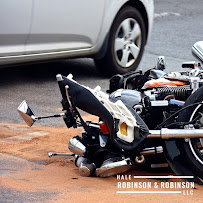 Suzanne Hale Robinson Attorney at Law - Photo 9 - Car repair in Kansas City, MO, Kansas City