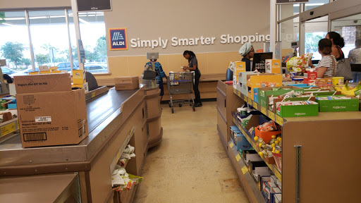 Supermarket «ALDI», reviews and photos, 3301 N State Rd 7, Lauderdale Lakes, FL 33319, USA