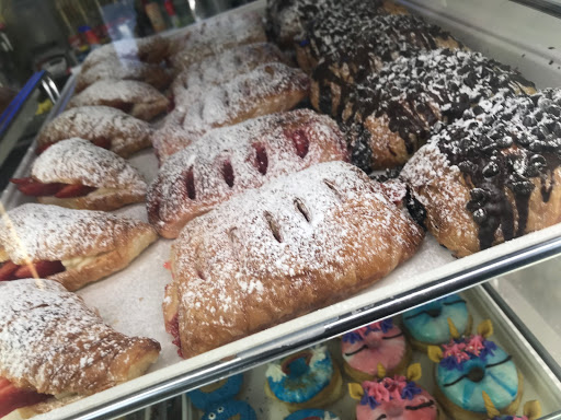 Donut Shop «Station Donuts», reviews and photos, 18316 Imperial Hwy, Yorba Linda, CA 92886, USA