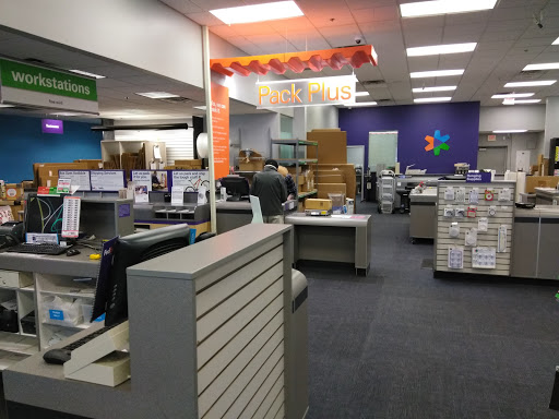 Print Shop «FedEx Office Print & Ship Center», reviews and photos, 8707 SW Tualatin-Sherwood Rd, Tualatin, OR 97062, USA
