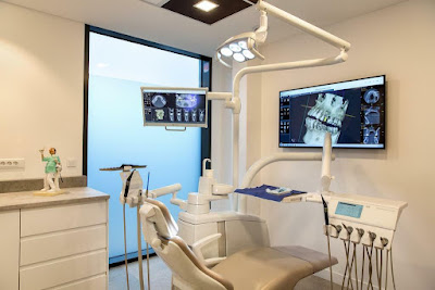 Dr Nizard Mikael - Implant dentaire - Invisalign - Dentiste Rungis à Rungis