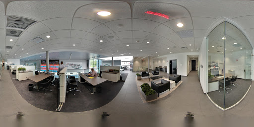 Porsche Dealer «Porsche Exchange», reviews and photos, 2300 Skokie Valley Rd, Highland Park, IL 60035, USA