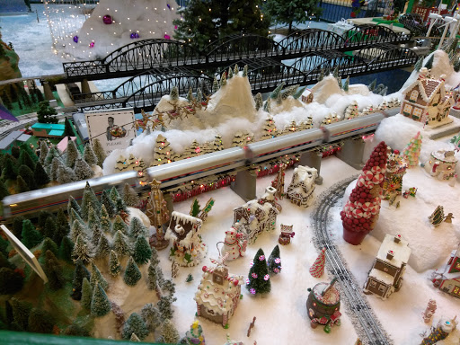 Shopping Mall «The Shops At Kenilworth», reviews and photos, 800 Kenilworth Dr, Towson, MD 21204, USA