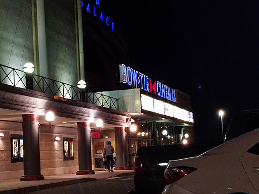 Movie Theater «Bow Tie Cinema Palace 17 & BTX», reviews and photos, 330 New Park Ave, Hartford, CT 06106, USA