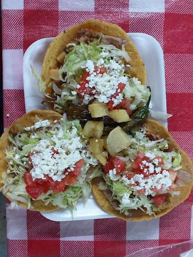 Tacos y Enchiladas China