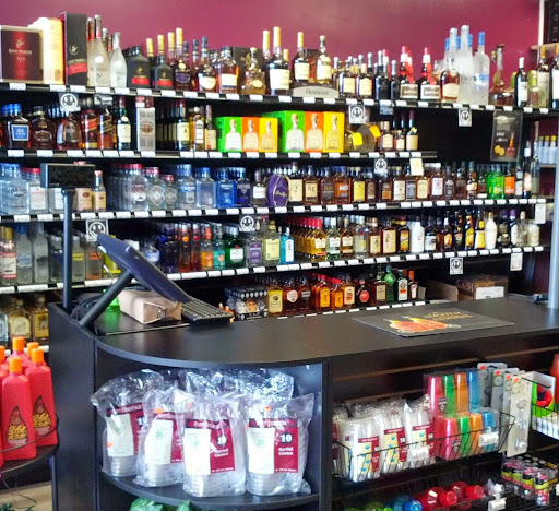 Liquor Store «West Seattle Liquor at Westwood Village», reviews and photos, 2511 SW Trenton St, Seattle, WA 98106, USA