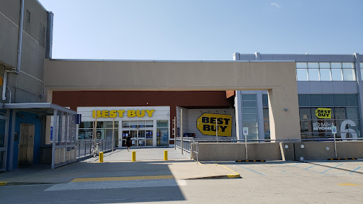 Electronics Store «Best Buy», reviews and photos, 610 Exterior Street, Bronx, NY 10451, USA