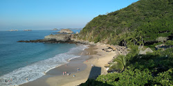Foto di Las Brisas hotel beach con molto pulita livello di pulizia