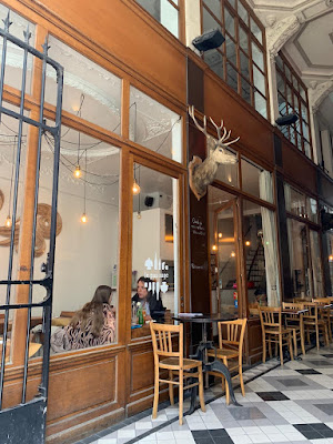 Le passage de l'Indochine à Paris