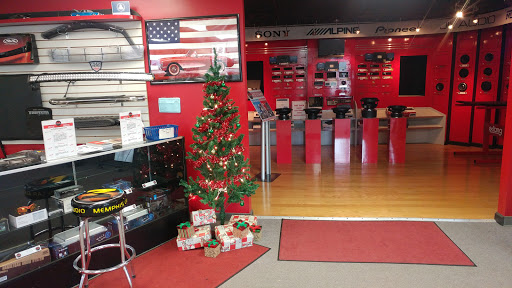 Car Stereo Store «WOW Electronics», reviews and photos, 21165 Gratiot Ave, Eastpointe, MI 48021, USA