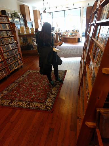 Book Store «Borderlands Books», reviews and photos, 866 Valencia St, San Francisco, CA 94110, USA