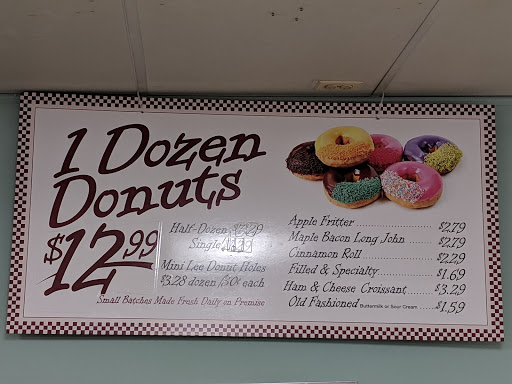 Donut Shop «Lee Donuts», reviews and photos, 124 Peterson Rd, Libertyville, IL 60048, USA