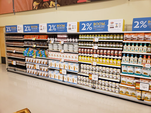 Grocery Store «Hannaford Supermarket», reviews and photos, 11 Milton Rd, Rochester, NH 03867, USA