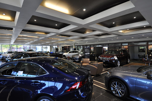 Lexus Dealer «Lindsay Lexus of Alexandria», reviews and photos, 3410 King St, Alexandria, VA 22302, USA