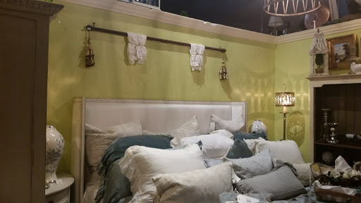 Furniture Store «Three French Hens Antiques», reviews and photos, 16935 Manchester Rd, Grover, MO 63040, USA