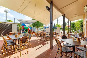 Albany Creek Tavern image