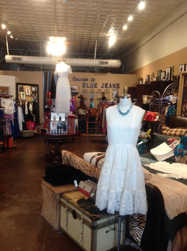 Boutique «indigo 1745», reviews and photos, 370 W 7th St, Dallas, TX 75208, USA