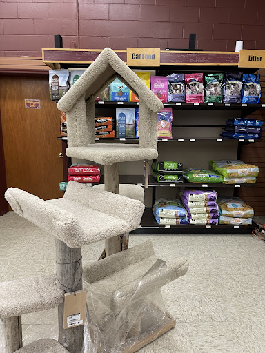 Pet Supply Store «Fluffy & Floyd Pet Supply», reviews and photos, 5211 Capitol Blvd SE, Tumwater, WA 98501, USA