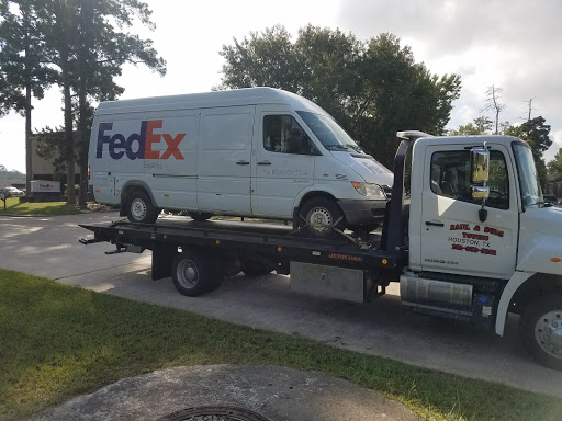 Shipping and Mailing Service «FedEx Ship Center», reviews and photos, 121 Enterprise Row, Conroe, TX 77301, USA