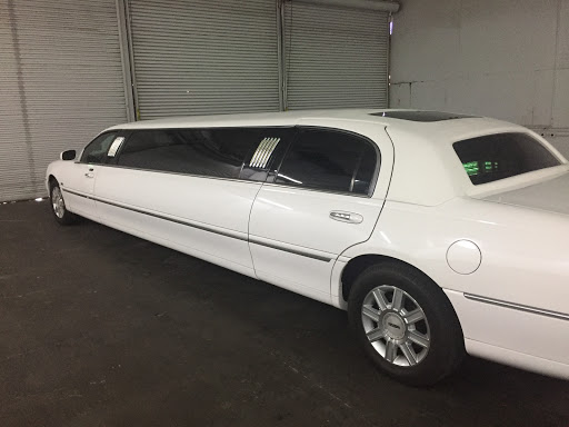 CAMELOT LIMOUSINE SERVICE