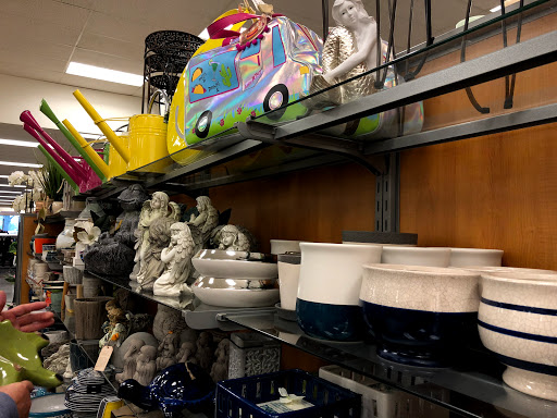 Department Store «T.J. Maxx», reviews and photos, 99 Gateway Dr, Mechanicsburg, PA 17055, USA