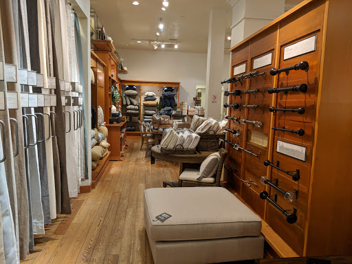 Furniture Store «Pottery Barn», reviews and photos, 75 Middlesex Turnpike #2001a, Burlington, MA 01803, USA