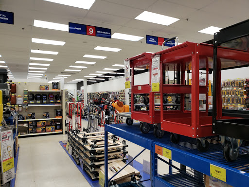 Hardware Store «Harbor Freight Tools», reviews and photos, 668 N. Riverside, Clarksville, TN 37040, USA
