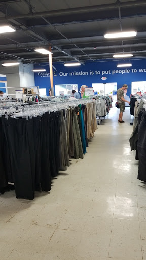 Thrift Store «Goodwill of North Georgia: Northside Drive Store and Donation Center», reviews and photos