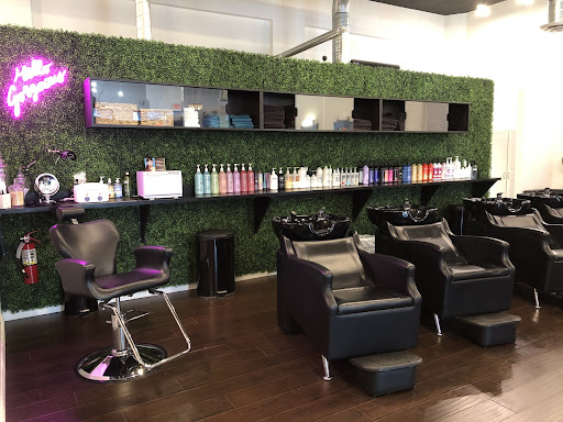 Beauty Salon «La Bella Vita Salon and Day Spa», reviews and photos, 31475 US-19, Palm Harbor, FL 34684, USA