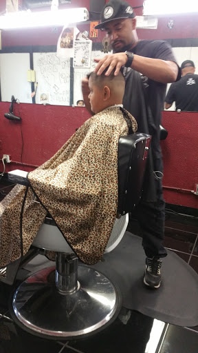 Barber Shop «Razor Barbershop», reviews and photos, 152 W Holt Ave, Pomona, CA 91768, USA