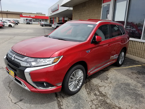 Mitsubishi Dealer «Max Madsen Mitsubishi», reviews and photos, 2424 Ogden Ave, Downers Grove, IL 60515, USA