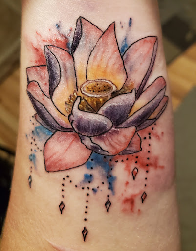 Tattoo Shop «Rabbits Den Tattoo Parlor», reviews and photos, 120 N Main St, Milltown, NJ 08850, USA