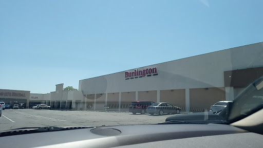 Clothing Store «Burlington Coat Factory», reviews and photos, 8225 E Kellogg Dr, Wichita, KS 67207, USA