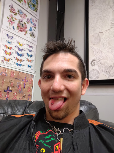 Tattoo Shop «Chrome Halo Tattoo & Body Piercing», reviews and photos, 517 W Main St, Murfreesboro, TN 37129, USA