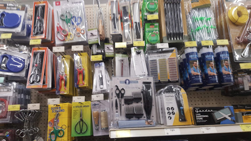 Hardware Store «Harbor Freight Tools», reviews and photos, 1291 N Hacienda Blvd, La Puente, CA 91744, USA