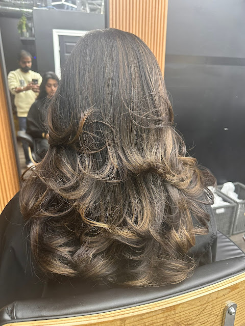 4th Quarter Hair Lounge Inc