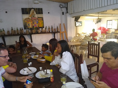 Restaurante la Casa Rosada Ceiba