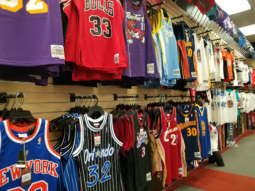 Supermarket «Kings Supermarket & Liquor», reviews and photos, 7562 US-192, Kissimmee, FL 34747, USA