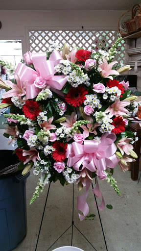 Florist «A & B Florist», reviews and photos, 908 S Cashua Dr, Florence, SC 29501, USA
