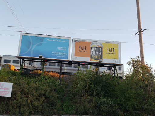 Art Supply Store «Blick Art Materials», reviews and photos, 168 Glen Cove Rd, Carle Place, NY 11514, USA