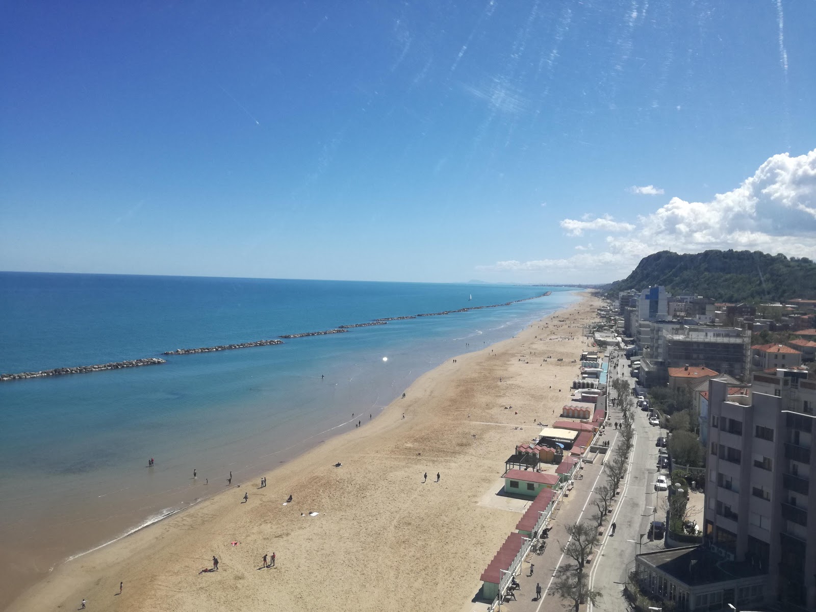 Foto de Pesaro Beach - recomendado para viajantes em família com crianças