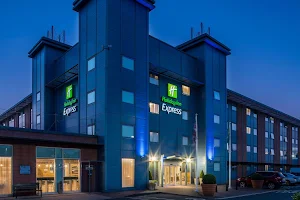 Holiday Inn Express Oxford - Kassam Stadium, an IHG Hotel image