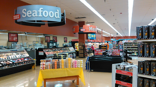 Supermarket «Giant Eagle Supermarket», reviews and photos, 2650 Constitution Blvd, Beaver Falls, PA 15010, USA
