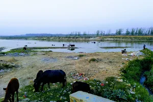 On the bank of Ram Ganga river image
