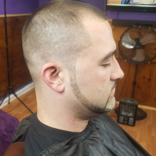 Barber Shop «Newport Barber Shop», reviews and photos, 4 Clinton Sq, Poughkeepsie, NY 12601, USA