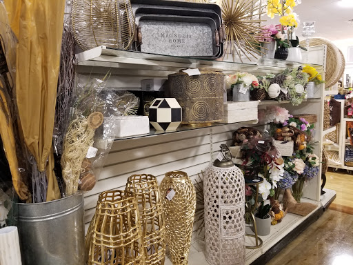 Home Goods Store «HomeGoods», reviews and photos, 500 Bushy Hill Rd, Simsbury, CT 06070, USA
