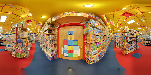 Game Store «Toys & Co. - Friendly Center», reviews and photos, 3110 Northline Ave, Greensboro, NC 27408, USA