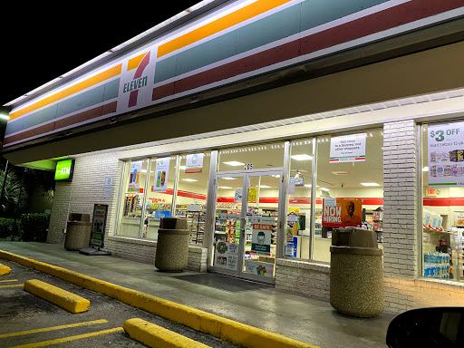 7-Eleven, 205 E Dania Beach Blvd, Dania Beach, FL 33004, USA, 