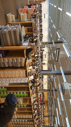 Gym La Fitness Reviews And Photos 10040 Reisterstown Rd Owings Mills Md 21117 Usa