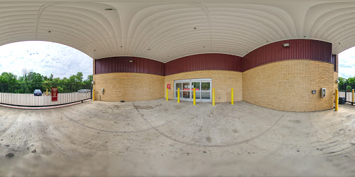 Self-Storage Facility «CubeSmart Self Storage», reviews and photos, 2105 Ira E Woods Ave, Grapevine, TX 76051, USA